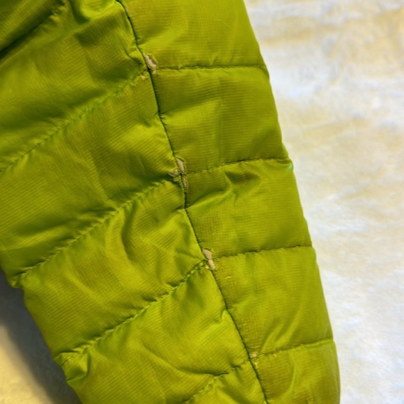 Patagonia Baby Reversible Down Sweater Hoody Insulated Jacket   6-12 monts - Picture 8 of 12